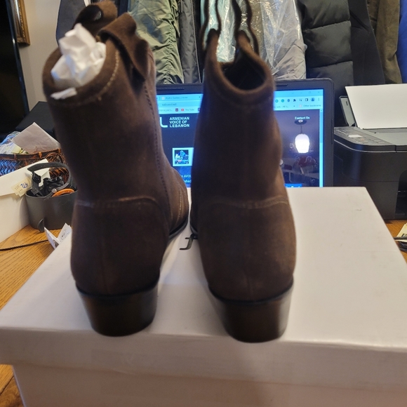 Ladies Chelsea boots - Picture 2 of 9
